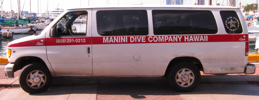 White Van With Red Strip called Manini Dive Company Hawaii